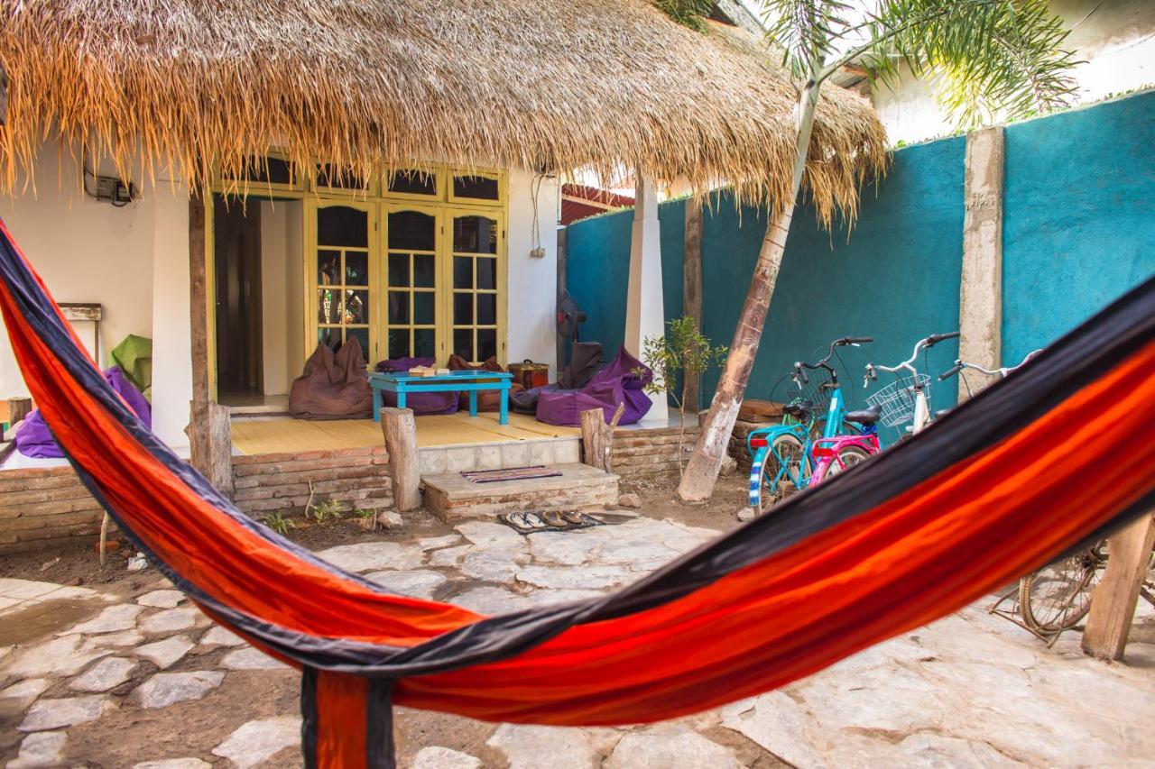 Albergue La Boheme Mini Gili Trawangan Exterior foto