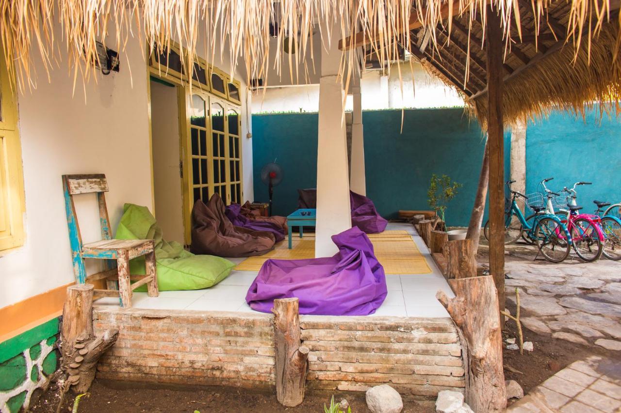 Albergue La Boheme Mini Gili Trawangan Exterior foto
