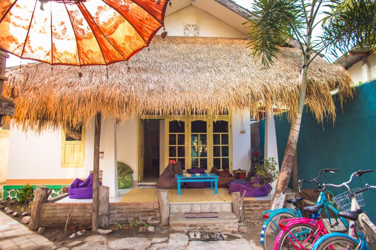 Albergue La Boheme Mini Gili Trawangan Exterior foto